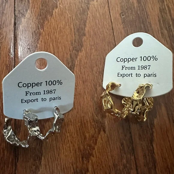 Gold and Silver Copper Earrings Non Tarnish 2 Pairs - Picture 2 of 3